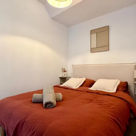 Suquet, Pedestrian Zone Apartment *